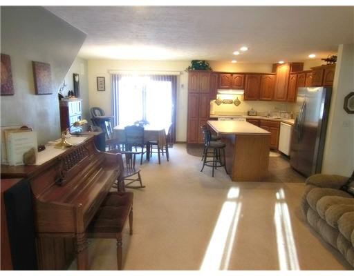 51487 Green Hill Dr, South Bend, IN 46628 photo 3