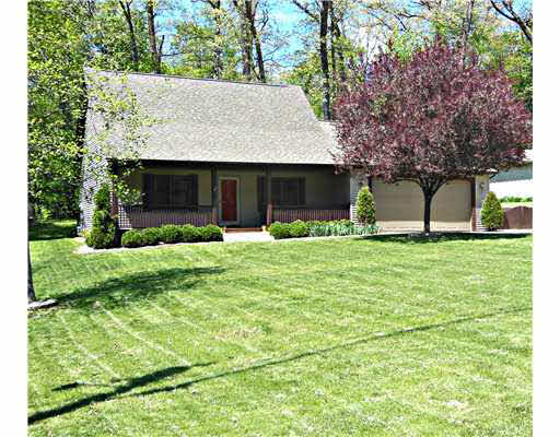 51487 Green Hill Dr, South Bend, IN 46628 photo 1