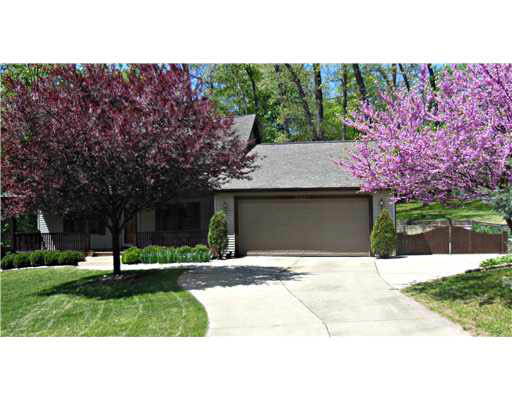 51487 Green Hill Dr, South Bend, IN 46628 photo 2