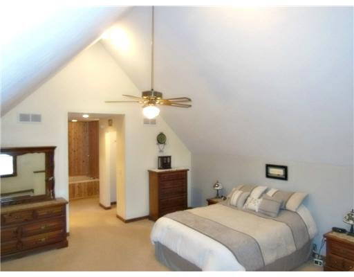 51487 Green Hill Dr, South Bend, IN 46628 photo 7