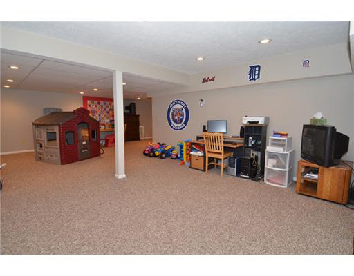509 Sky Valley Ct, Osceola, IN 46561 photo 13