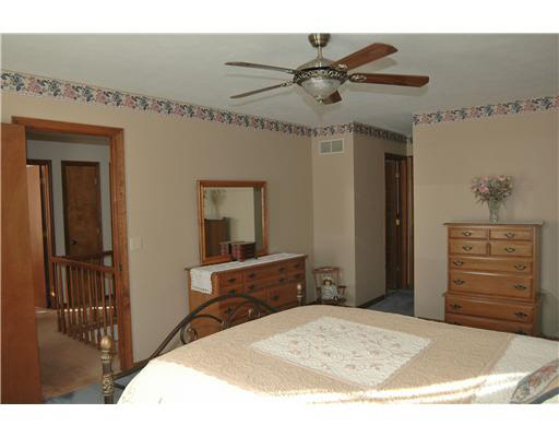 629 Bay View Dr, Mishawaka, IN 46545 photo 13