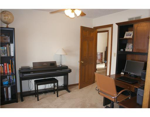 2944 Nutmeg Rd, Plymouth, IN 46563 photo 10