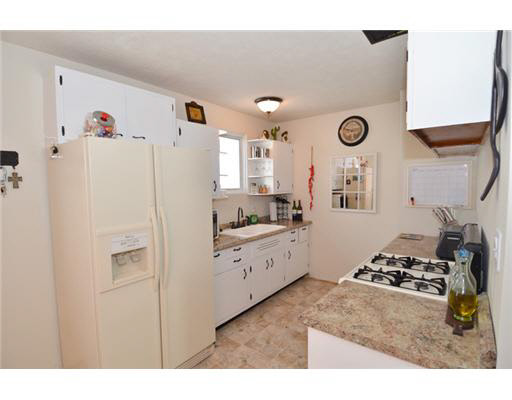 2725 Rockne Dr, South Bend, IN 46615 photo 2
