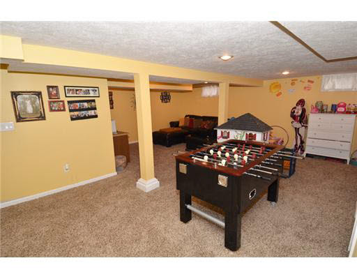 2725 Rockne Dr, South Bend, IN 46615 photo 15