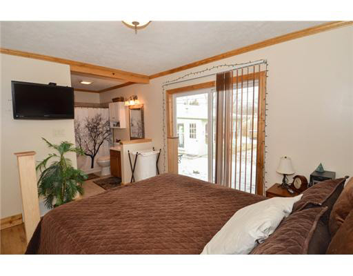 2725 Rockne Dr, South Bend, IN 46615 photo 8
