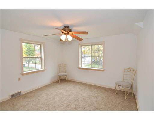 1345 Sunnymede Ave, South Bend, IN 46615 photo 18