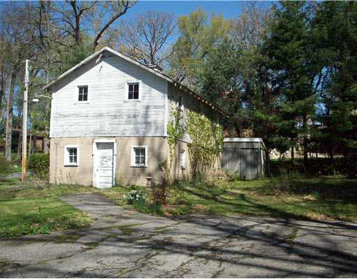21269 Auten Rd, South Bend, IN 46628 photo 3