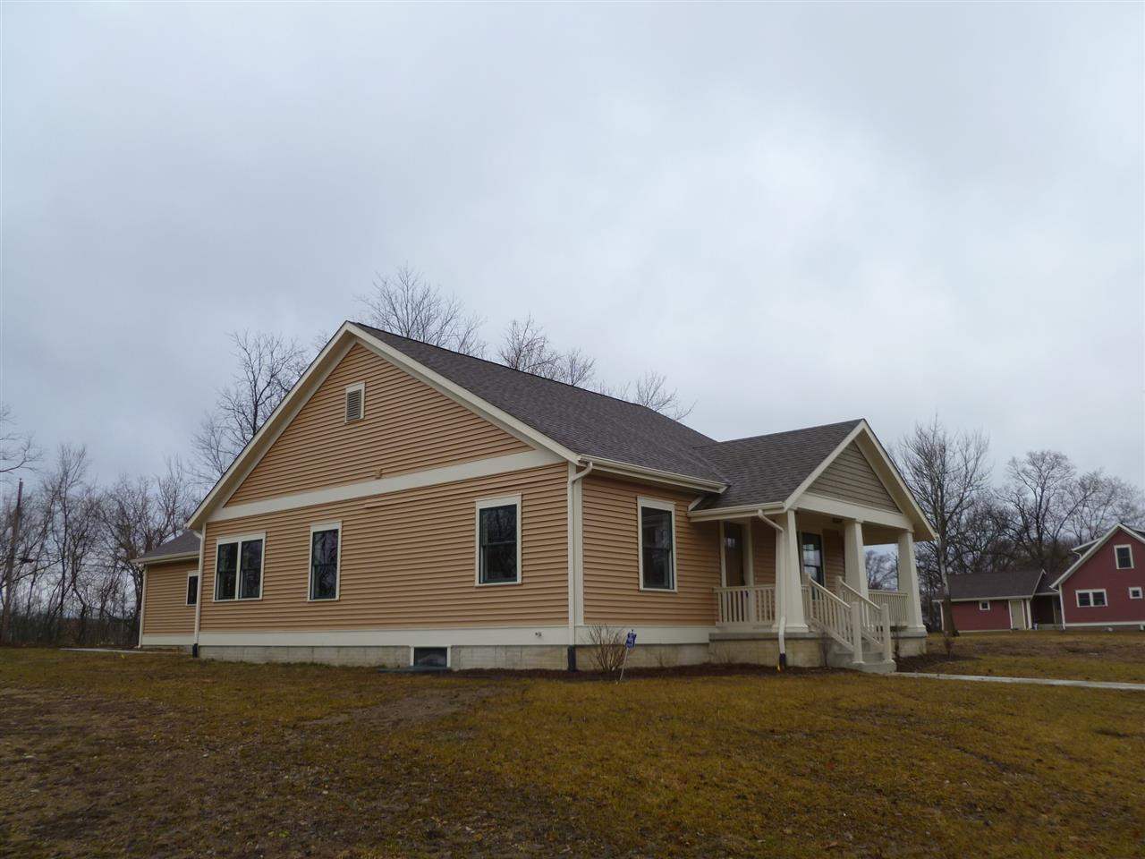 803 N Hill St, South Bend, IN 46617 photo 17