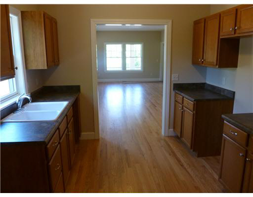 803 N Hill St, South Bend, IN 46617 photo 12