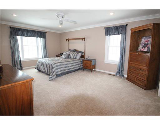 51312 Golfview Ct, Granger, IN 46530 photo 11