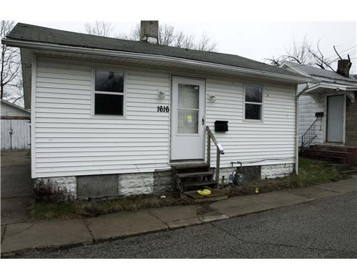 1616 Hilde Ct, South Bend, IN 46613 photo 1