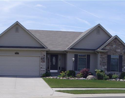 1715 Eastbury Ct, Mishawaka, IN 46544 photo 1