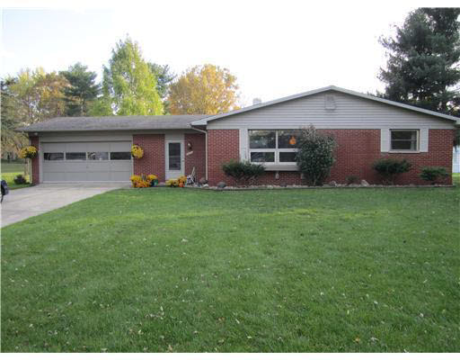 18342 Clairmont Dr, South Bend, IN 46637 photo 1