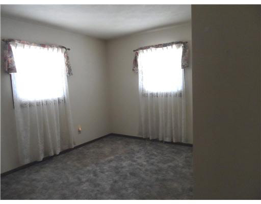 56340 Riviera Blvd, South Bend, IN 46619 photo 9