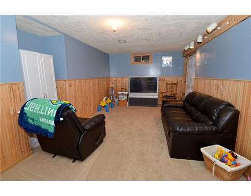 10355 Ashleys Meadow Dr, Granger, IN 46530 photo 8
