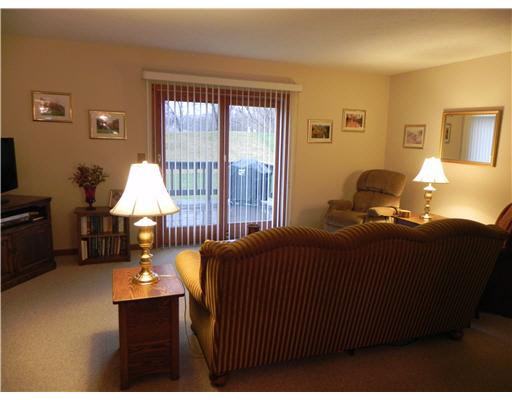 52681 Westgate Dr, South Bend, IN 46635 photo 2