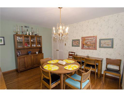227 Swanson Cir, South Bend, IN 46615 photo 11