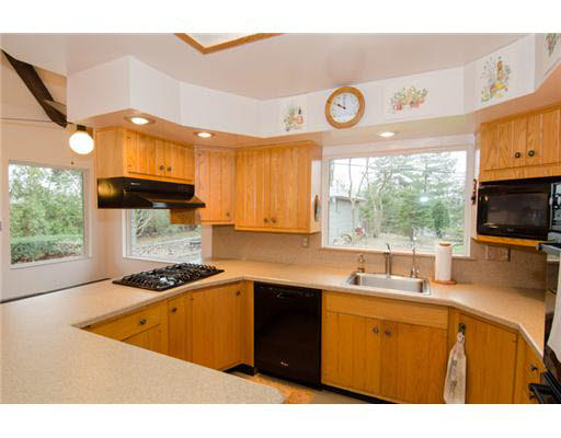 227 Swanson Cir, South Bend, IN 46615 photo 4