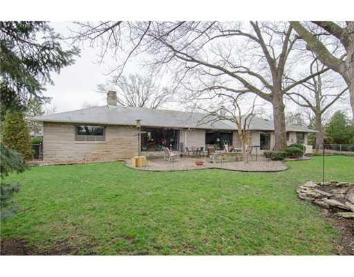 227 Swanson Cir, South Bend, IN 46615 photo 16