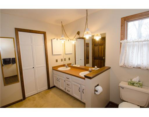 50901 Briarwood Ct, Granger, IN 46530 photo 13