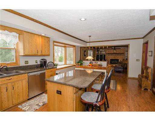 50901 Briarwood Ct, Granger, IN 46530 photo 3
