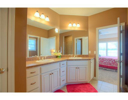 24554 Rolling Oak Dr, South Bend, IN 46628 photo 12