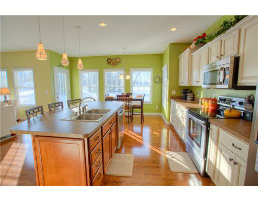 24554 Rolling Oak Dr, South Bend, IN 46628 photo 3