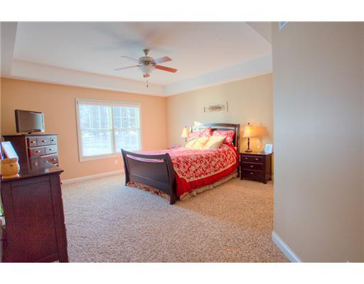 24554 Rolling Oak Dr, South Bend, IN 46628 photo 10
