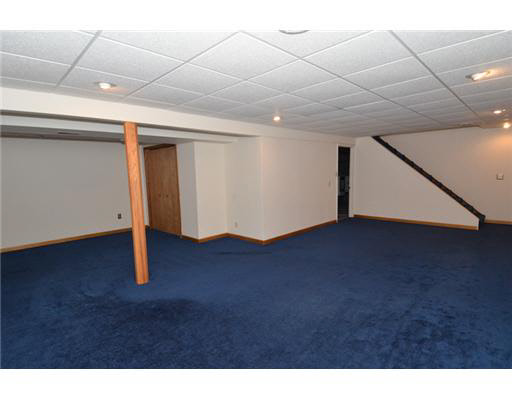 10221 Golden Wheat Dr, Granger, IN 46530 photo 17