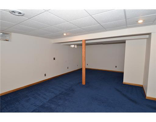 10221 Golden Wheat Dr, Granger, IN 46530 photo 18