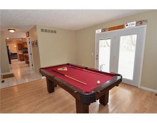 10221 Golden Wheat Dr, Granger, IN 46530 photo 8