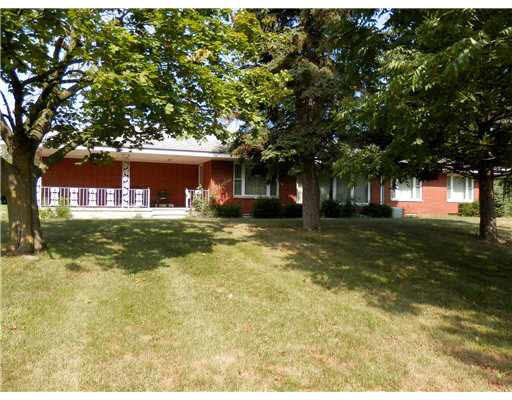 59590 Hazel Rd, South Bend, IN 46614 photo 2