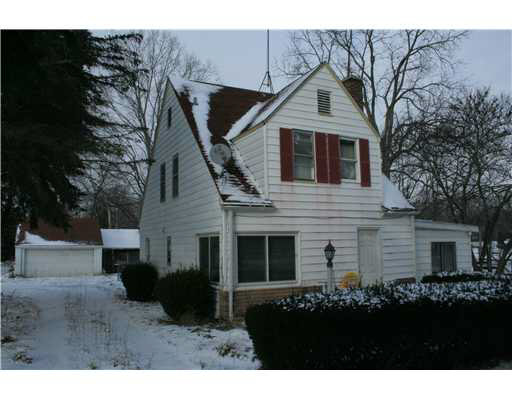 20275 Johnson Rd, South Bend, IN 46614 photo 2