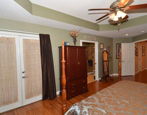 26380 Pine Valley Ct, South Bend, IN 46628 photo 8