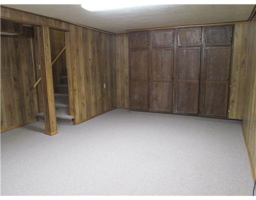 26301 Wayne Cir, South Bend, IN 46619 photo 13