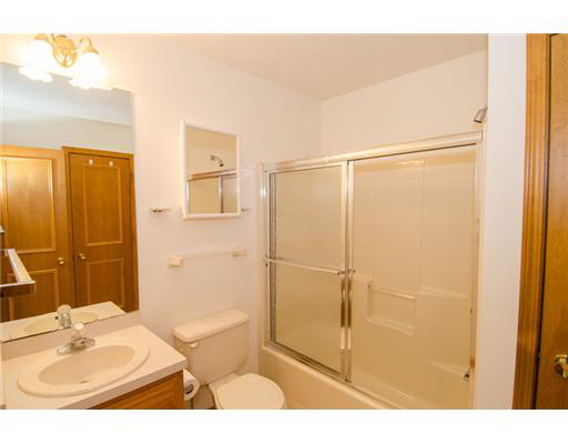 1968 Creekwood Dr, South Bend, IN 46635 photo 9