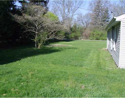 52778 Kenilworth Rd, South Bend, IN 46637 photo 12