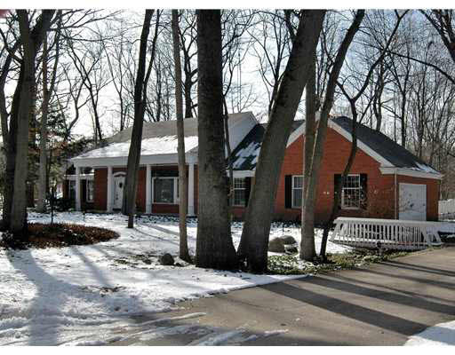 17924 Fox Den Dr, Granger, IN 46530 photo 24