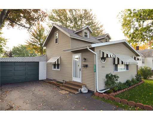 1218 Union St, Mishawaka, IN 46544 photo 13