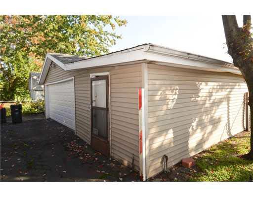 1218 Union St, Mishawaka, IN 46544 photo 12