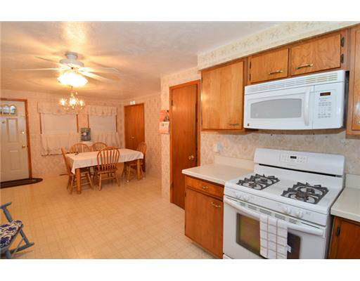 1218 Union St, Mishawaka, IN 46544 photo 5