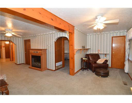 1218 Union St, Mishawaka, IN 46544 photo 4