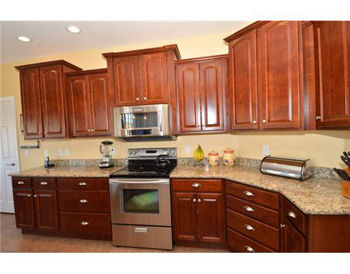 14313 Taddington Dr, Granger, IN 46530 photo 7