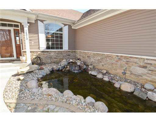 14313 Taddington Dr, Granger, IN 46530 photo 23