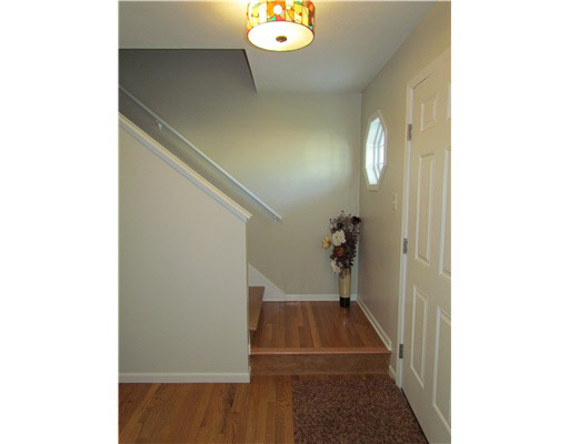 2002 Miniature Rose Ln, Mishawaka, IN 46544 photo 8