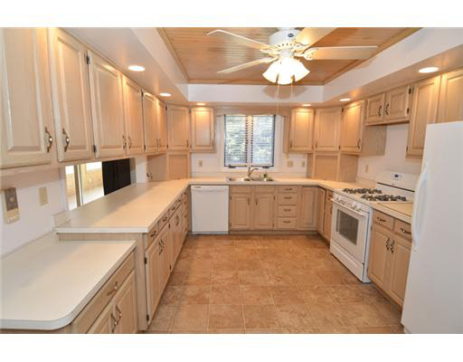62323 Oak Rd, South Bend, IN 46614 photo 8