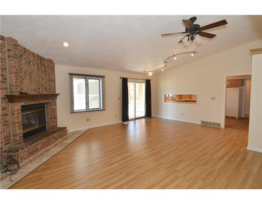 62323 Oak Rd, South Bend, IN 46614 photo 6