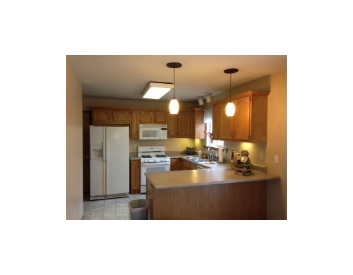 10545 Brems Ct, Osceola, IN 46561 photo 2