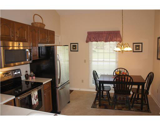 51330 Pembridge Ct, Granger, IN 46530 photo 5